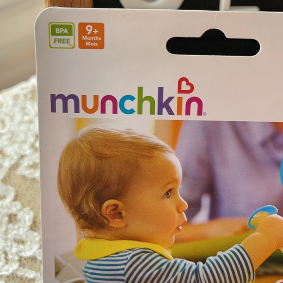 Munchkin Scooper Spoon and Snug Spout NWOT - Picture 6 of 7